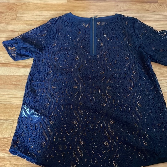 Banana Republic Navy Blue Top - Picture 5 of 6